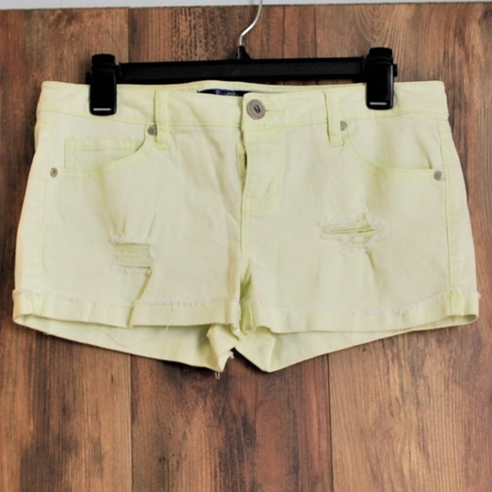 Sapphiire Ink Yellow Distressed Jean Shorts Size 9